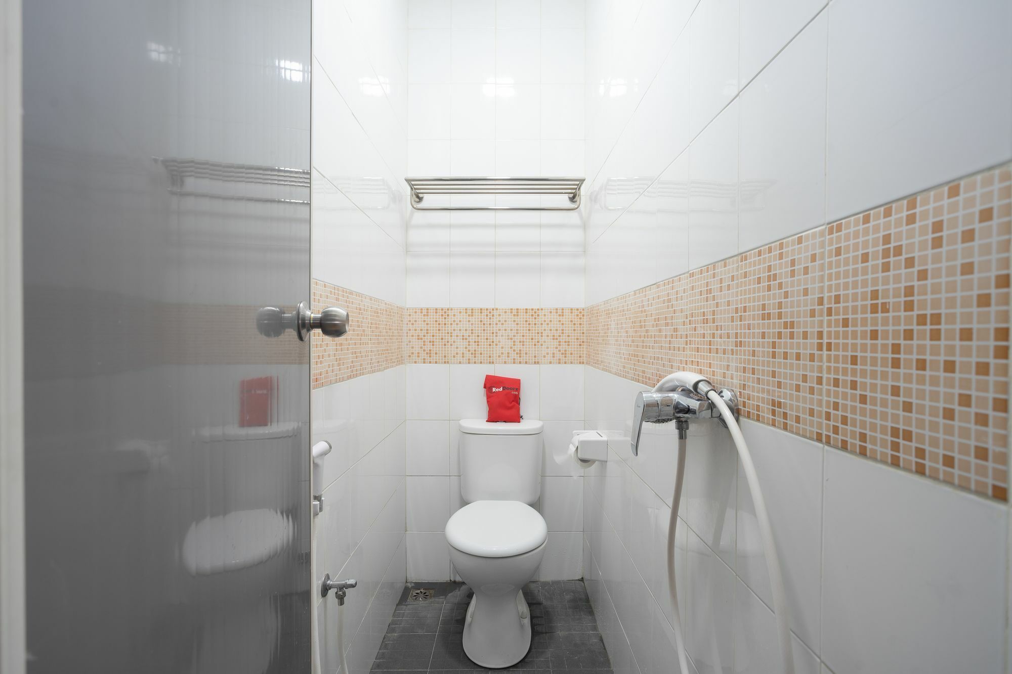 Reddoorz Plus @ Danau Sunter Utara Jakarta Exterior photo